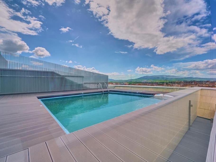 Apartamento Salesianos By Clabao Pamplona Exterior photo