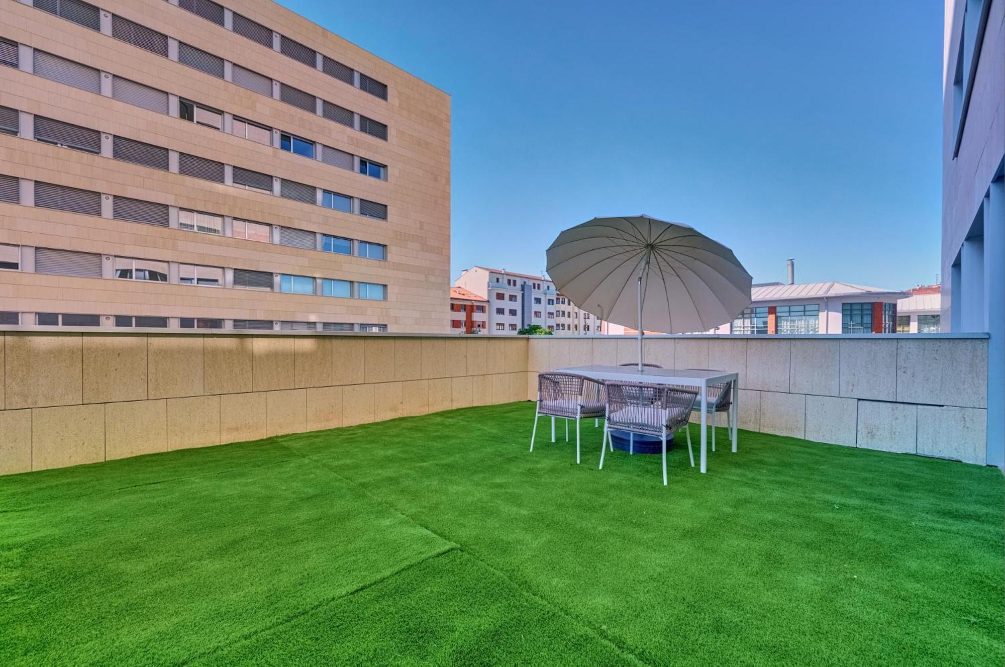 Apartamento Salesianos By Clabao Pamplona Exterior photo
