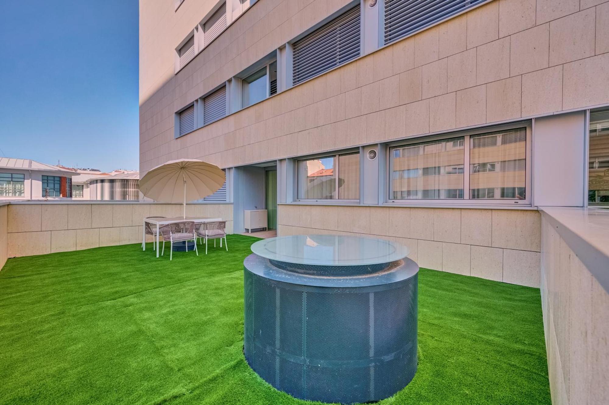 Apartamento Salesianos By Clabao Pamplona Exterior photo